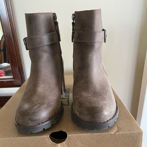 Women’s Clark’s leather booties